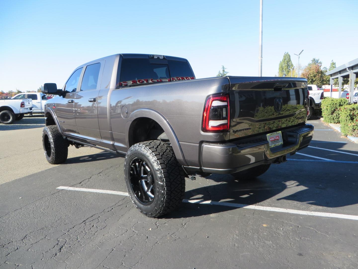 2021 CHARCOAL /BLACK RAM 2500 Limited Mega Cab 4WD (3C6UR5TL0MG) with an 6.7L L6 OHV 24V TURBO DIESEL engine, 6A transmission, located at 2630 Grass Valley Highway, Auburn, CA, 95603, (530) 508-5100, 38.937893, -121.095482 - Must see Limited Mega Cab sitting on a BDS 6" long arm suspension system, 22" Gear Forged wheels, and 37" Nitto Recon Grappler tires. - Photo#6